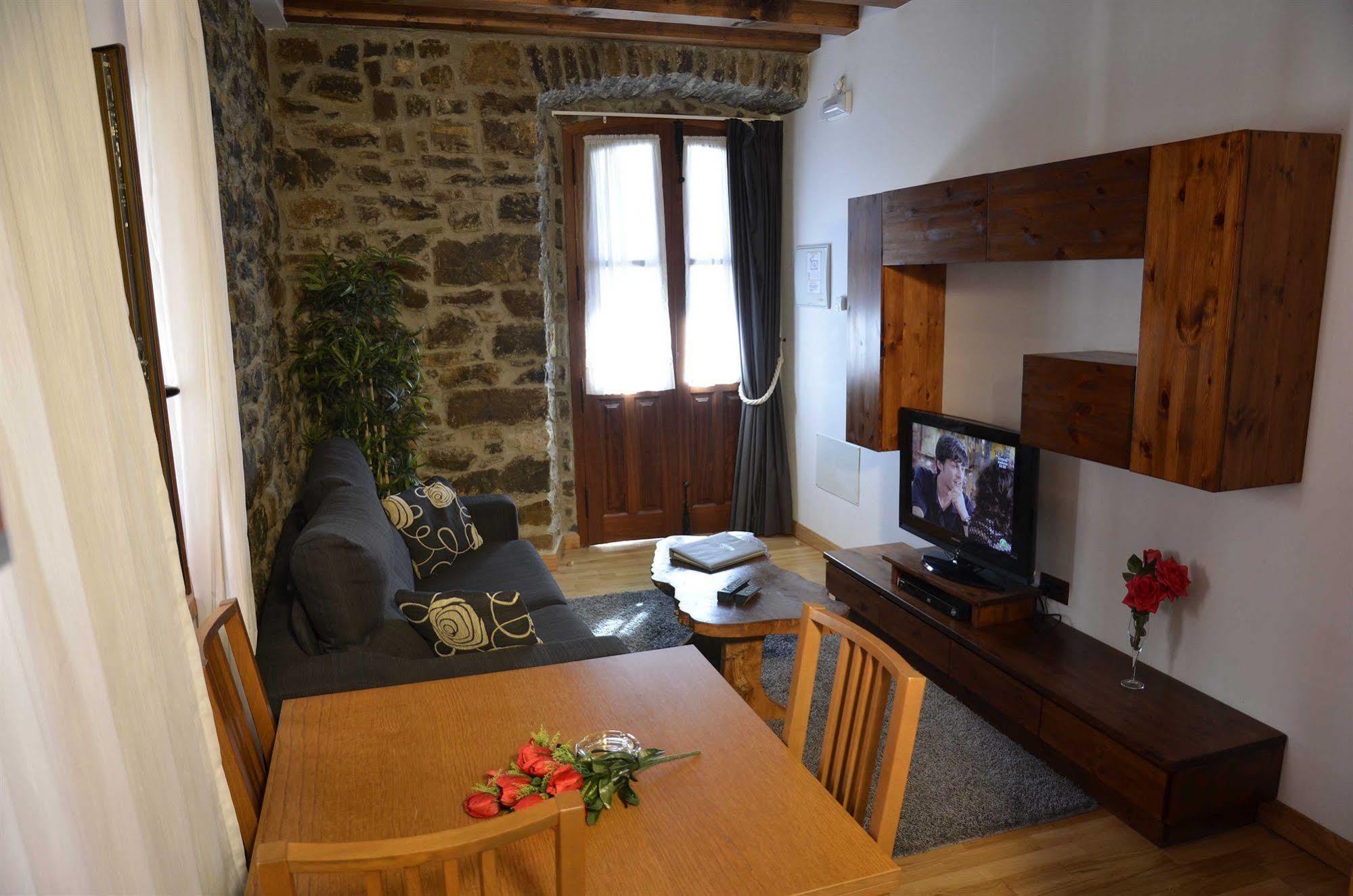 Apartamentos Spa Cantabria Infinita Сильориго-де-Льебана Экстерьер фото