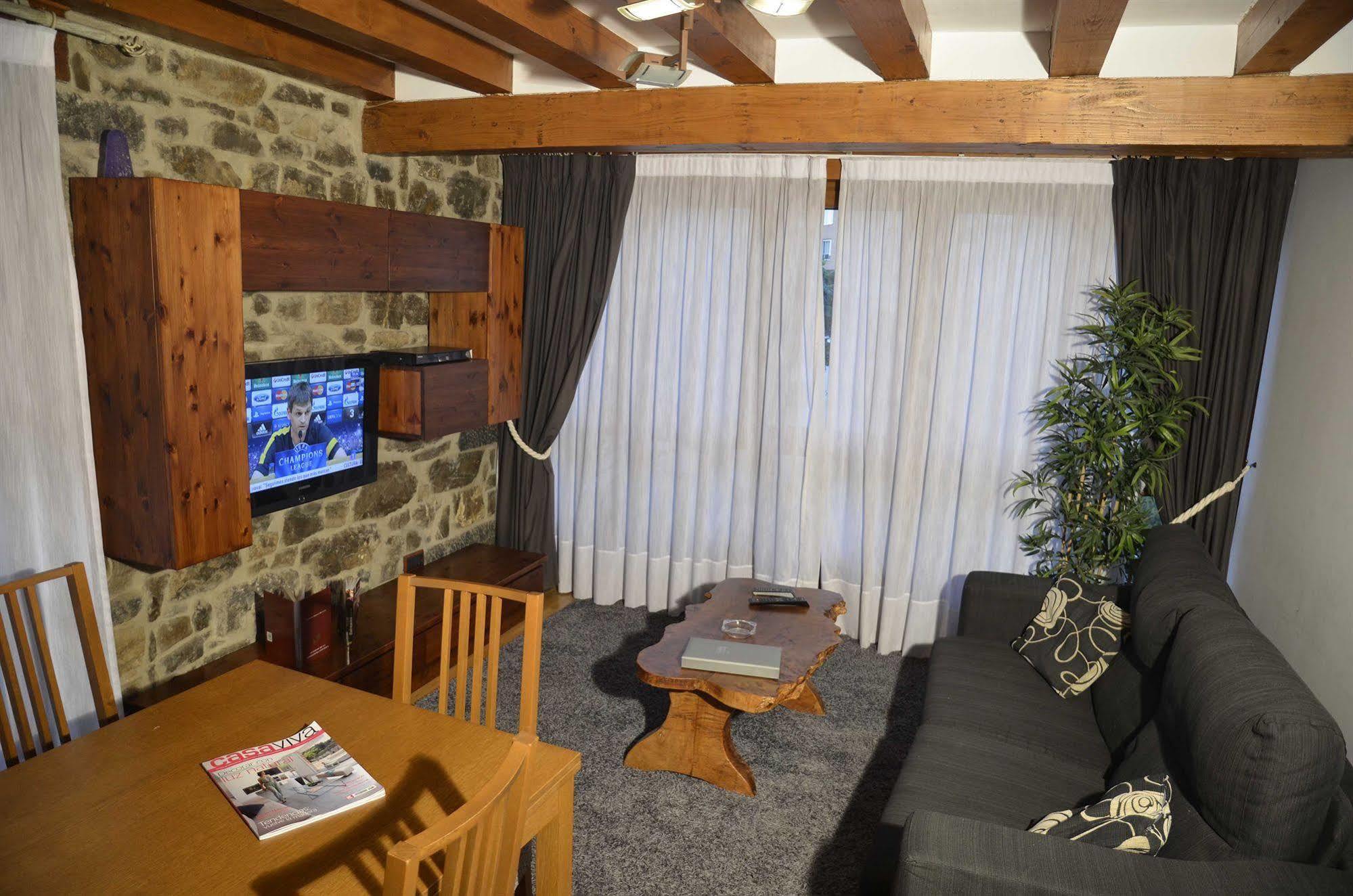 Apartamentos Spa Cantabria Infinita Сильориго-де-Льебана Экстерьер фото